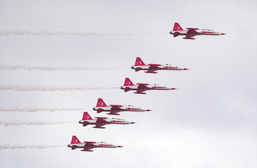 Türk Yıldızları hayran bıraktı! - Resim : 3