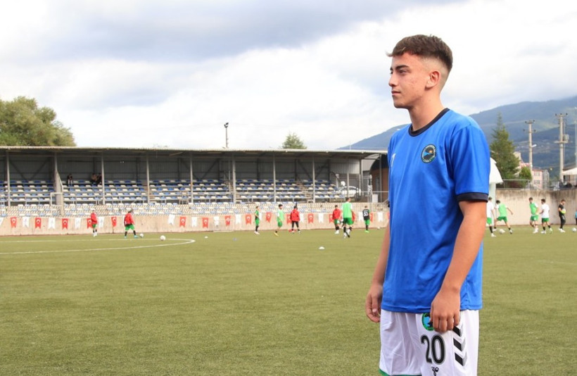 Karatepe Gençlerbirliği - Kocaeli Güneşspor: 1-2 "1. Amatör Lig maçı - Foto Galeri - Ali Köksal" - Resim: 3