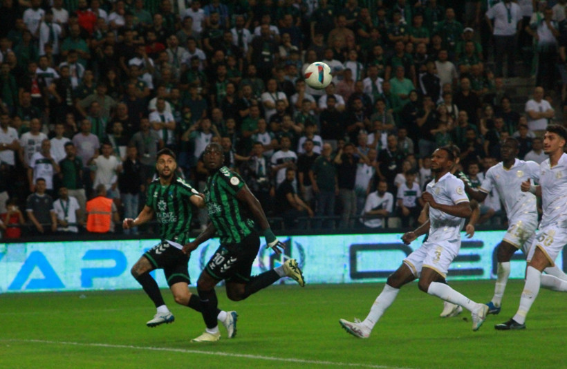 Kocaelispor - Manisa Futbol Kulübü maçı fotoğrafları "Foto Galeri - Ali Köksal" - Resim: 197