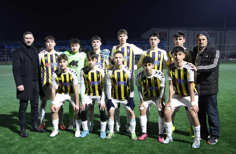 Arslanbey Gençlerbirliği - İzmit Yahya Kaptan U-16 final maçının foto galerisi - Resim: 8