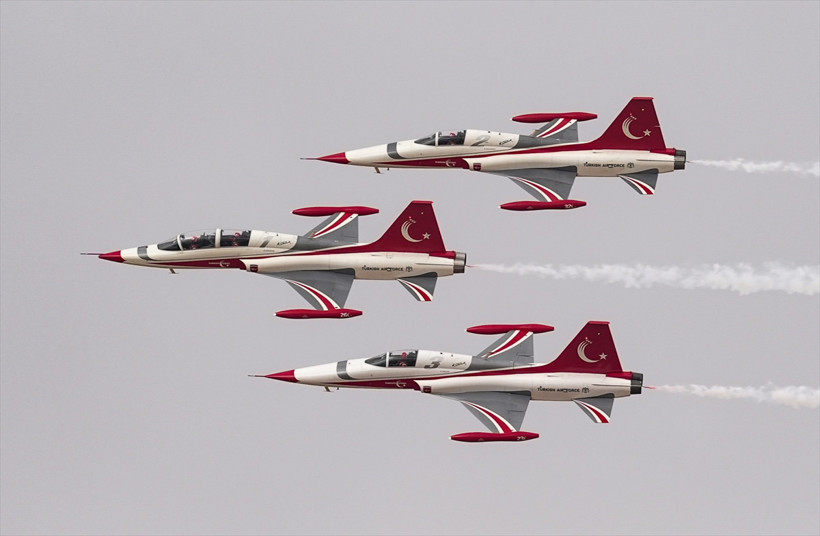 Türk Yıldızları hayran bıraktı! - Resim : 2