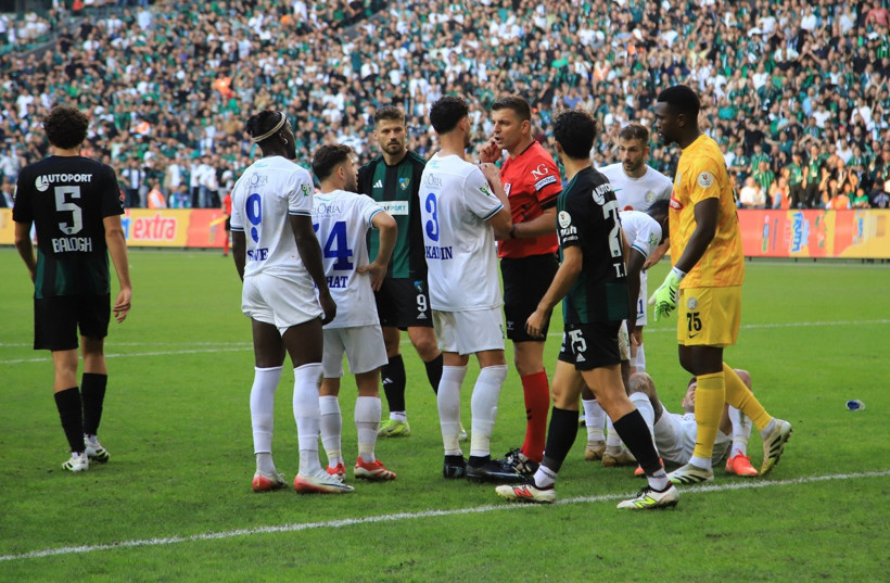 Papanikolau ve Fofana neler açtı başımıza! İşte Kocaelispor’un cezası! - Resim : 1