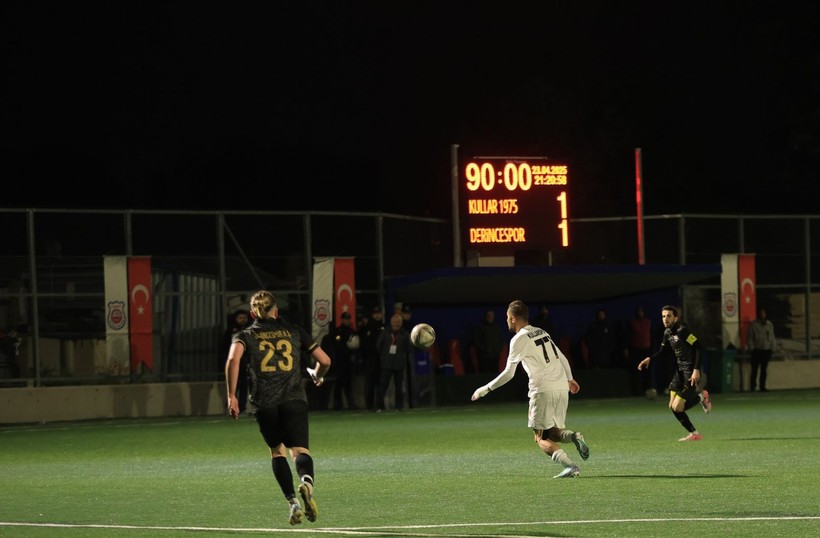 Kullarspor – Derincespor maçının fotoğrafları - Resim: 60