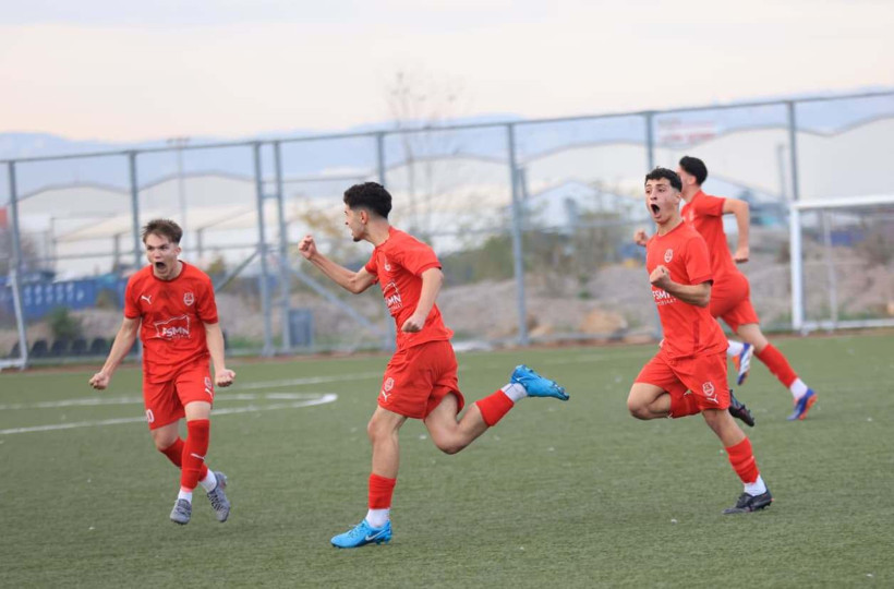 Kullarspor – Maltepespor maçı nefes kesti, kazanan çıkmadı! “2-2” - Resim : 2