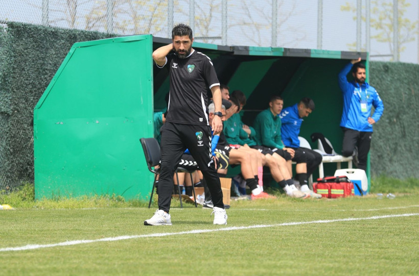 Kocaelispor - Belediye Derincespor U-19 maçının fotoğrafları - Resim: 38