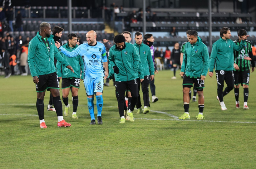 Ümraniyespor - Kocaelispor maçının fotoğraf galerisi - Resim: 69