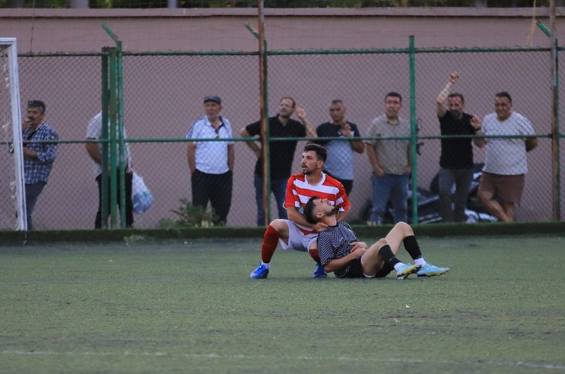 Körfez İlçesi Birlikspor – Başiskele Birlikspor maçının fotoğraf galerisi - Resim: 72