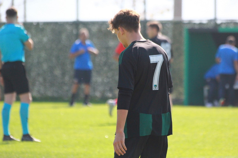 Gençler üzdü - Resim : 1