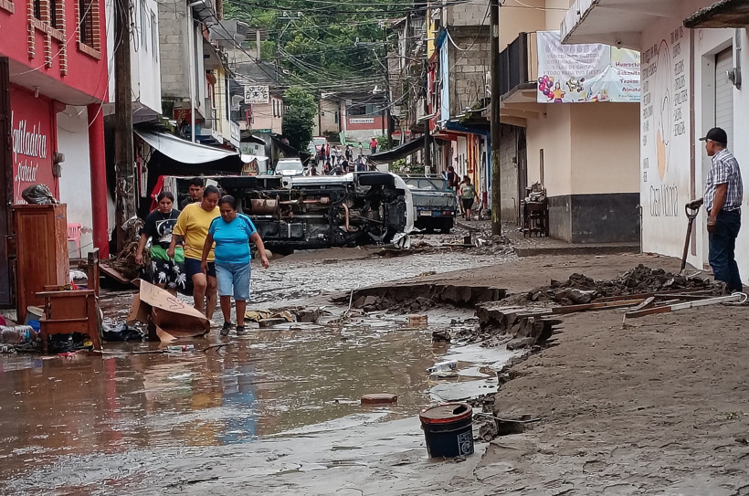 Sel felaketinde can kaybı 44’e yükseldi - Resim : 1