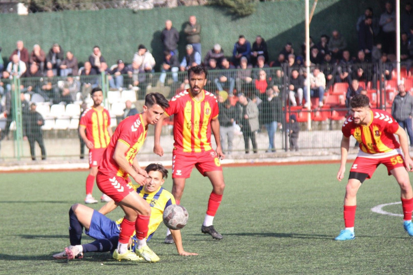 Karamürselspor'un Karasu’yu farklı devirdiği maçın fotoğrafları - Resim: 46