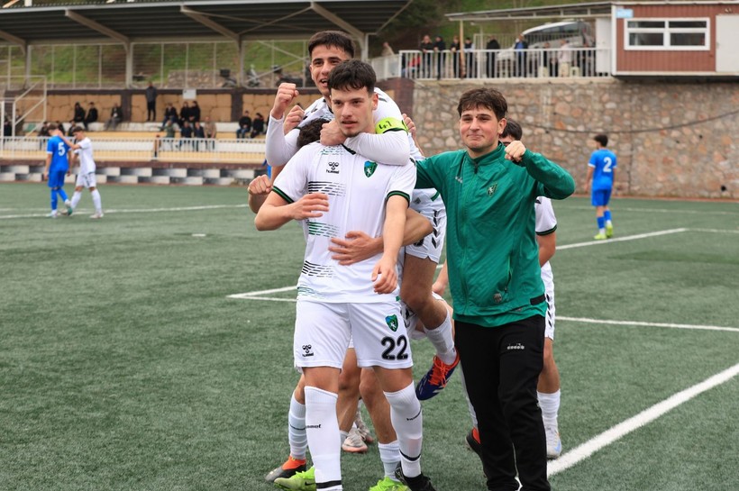 Belediye Derincespor – Kocaelispor U-16 maçının fotoğraf galerisi - Resim: 42