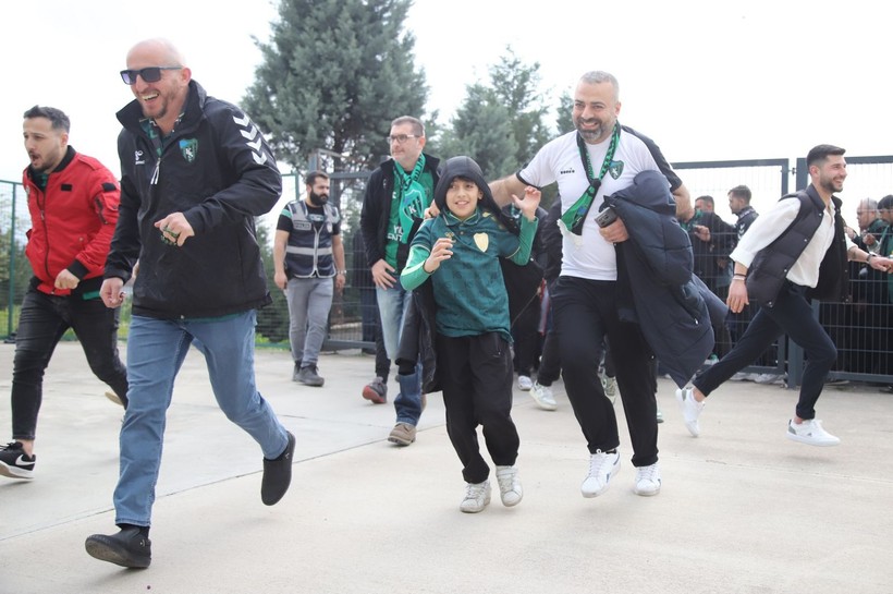 Kocaelispor – Sakarya maçının tribün ve taraftar fotoğrafları - Resim: 5