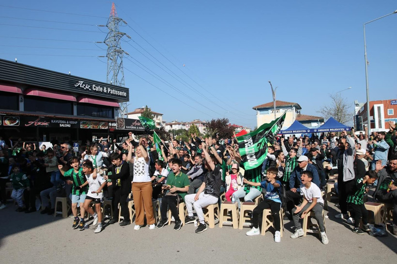 Derince'de Kocaelispor'un şampiyonluk coşkusu - Resim: 6