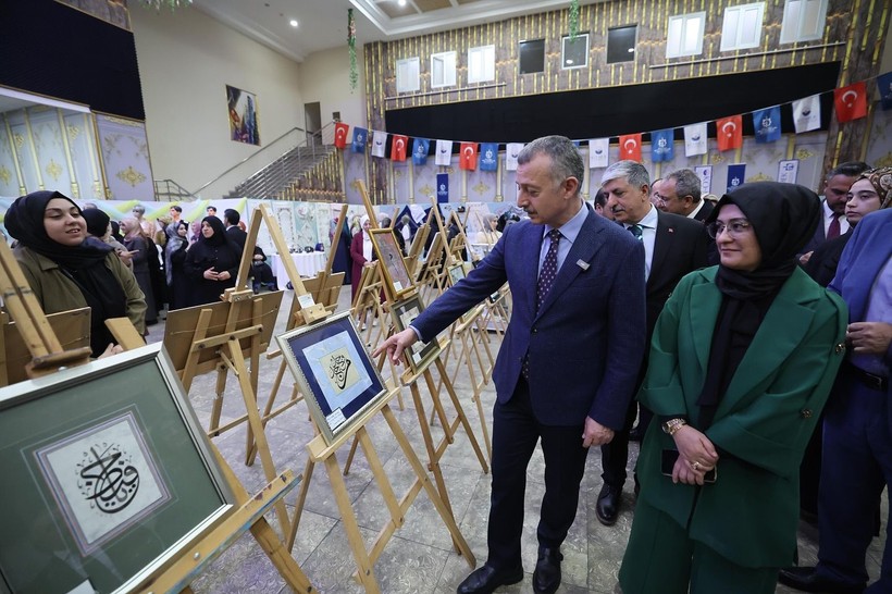 KO-MEK sergisinde farklı renkler ve farklı kültürler buluştu - Resim: 1