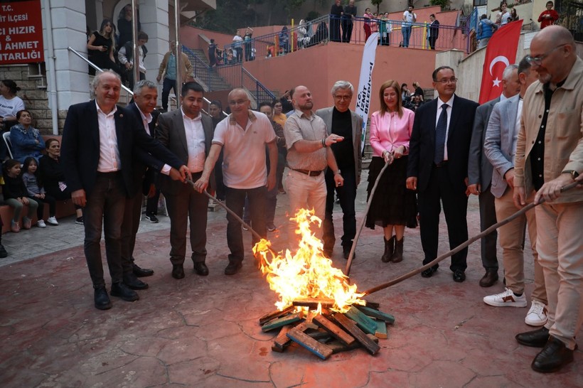Hıdırellez Şenliği büyük çoşkuyla kutlandı - Resim: 8