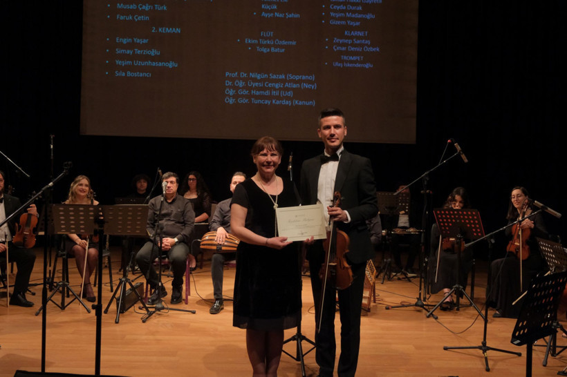 Oda Orkestrası Sakaryalıları mest etti - Resim : 1