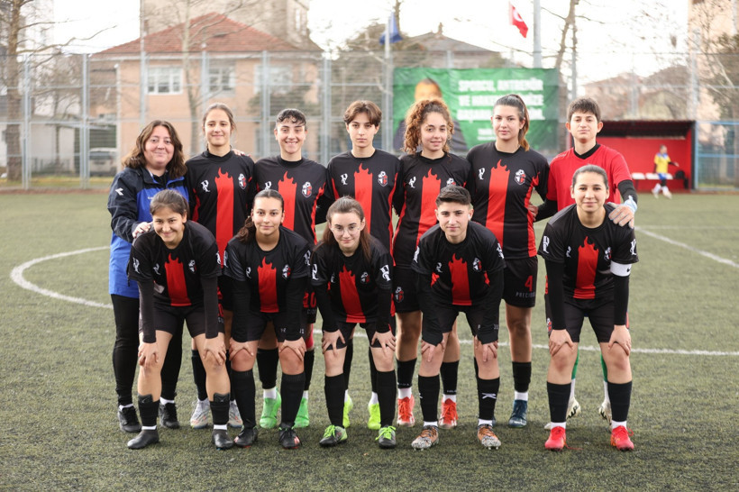 Gölcük İdmanocağı’na tahkimden kötü haber! - Resim : 1