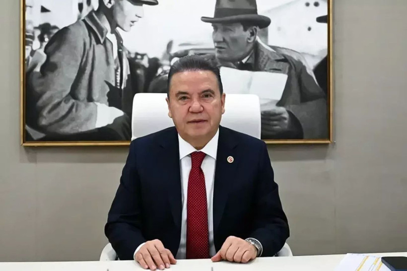 Büyükşehir Belediye Başkanı gözaltına alındı - Resim: 4