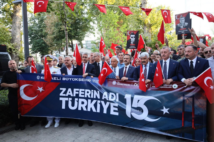 Tüm Kocaeli, 15 Temmuz kortejindeydi - Resim: 1