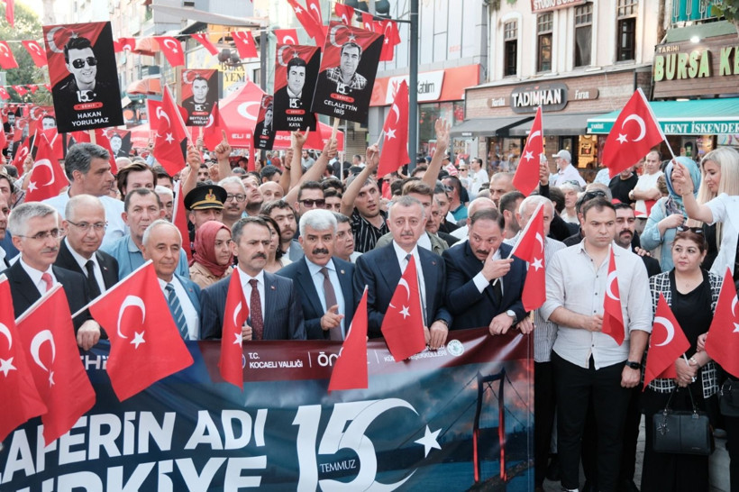 Tüm Kocaeli, 15 Temmuz kortejindeydi - Resim: 8
