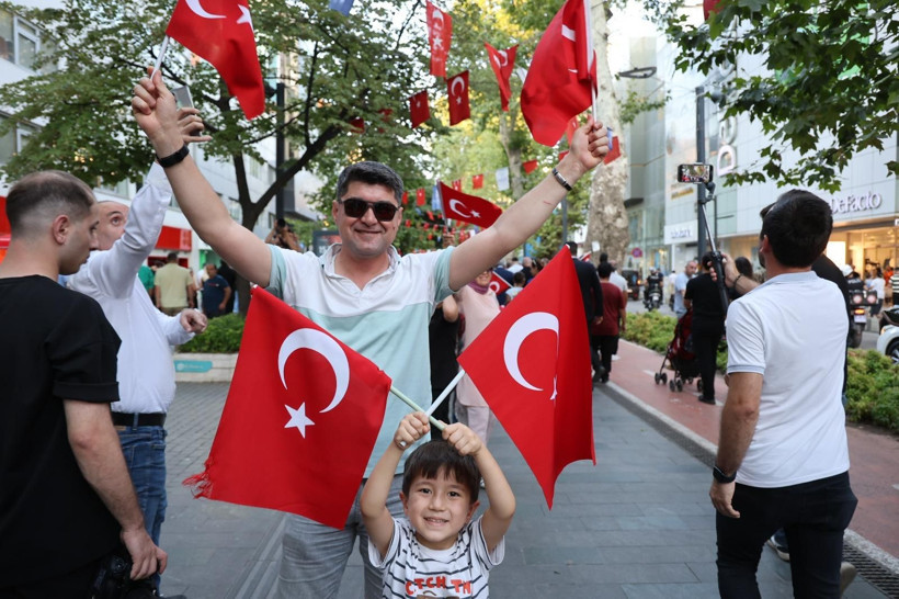 Tüm Kocaeli, 15 Temmuz kortejindeydi - Resim: 4