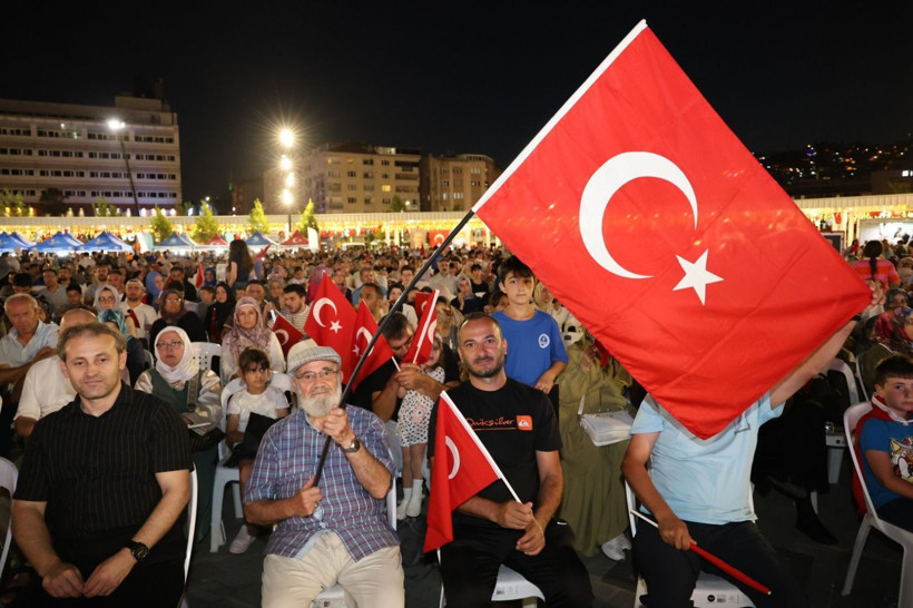 7’den 77’ye demokrasi aşkı - Resim: 10