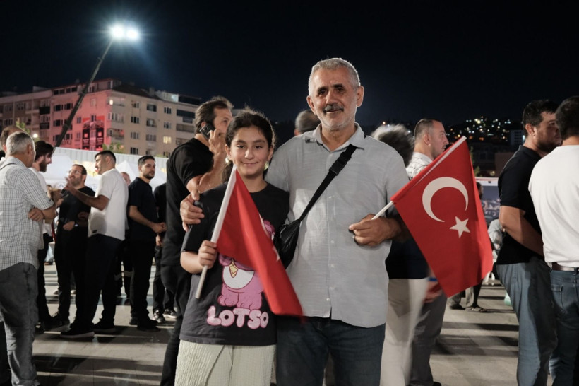 7’den 77’ye demokrasi aşkı - Resim: 7
