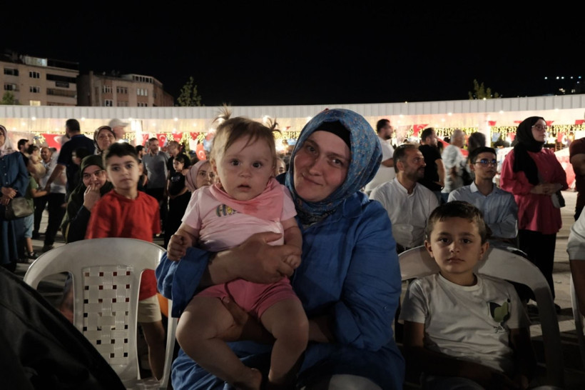 7’den 77’ye demokrasi aşkı - Resim: 3