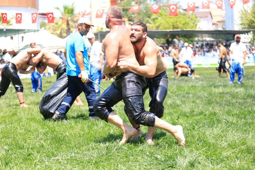 Namazgah Güreşleri inanılmaz yenişlerle başladı - Resim : 6