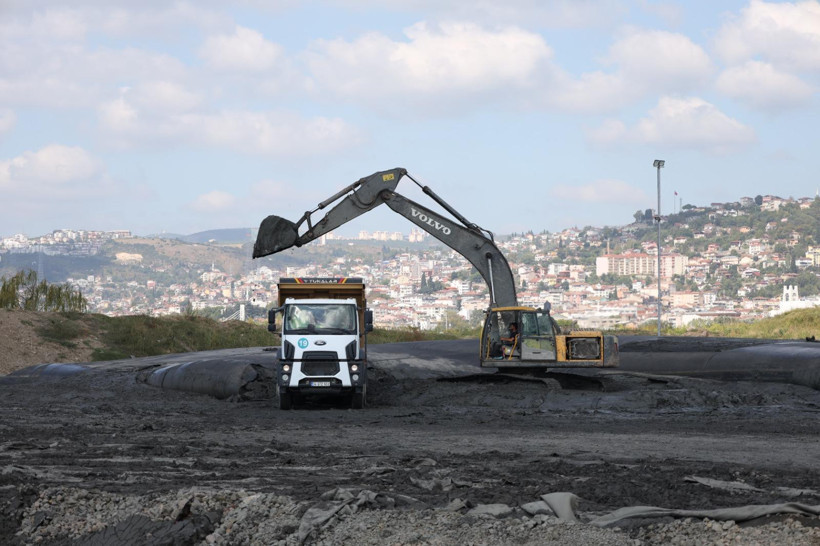 Dev projede 2. etap hızla ilerliyor... Hektarlarca alan temizlendi! - Resim : 1