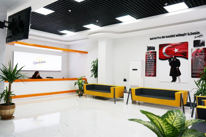 Veliler prenseslerini Günebakan’a emanet ediyor - Resim: 7