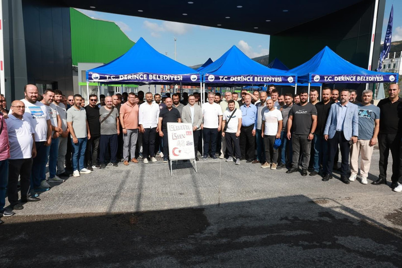 Sertif Gökçe grevdeki işçileri bırakmıyor! Kahvaltısını Gübretaş’ta işçilerle yaptı - Resim : 2