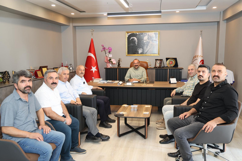 Zinnur Büyükgöz’den Pazarcılar Odasına ziyaret - Resim : 2