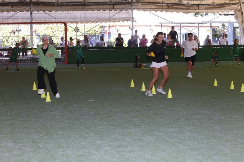 Kocaeli Kadın Futbol Kulübü, Kırağası’nı konuk etti! - Resim : 2