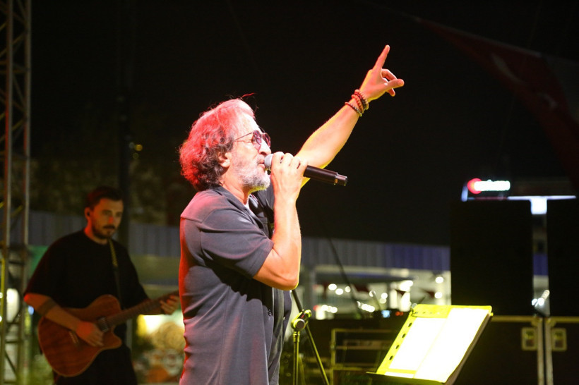 Meydanda “Zafer” coşkusu - Resim : 1