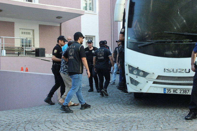 2 polisin şehit olduğu saldırı ile ilgili Kocaeli’de operasyon! - Resim : 2