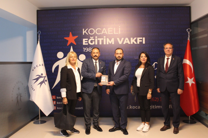 Zafer Partisi heyetinden KEV ziyareti - Resim : 1