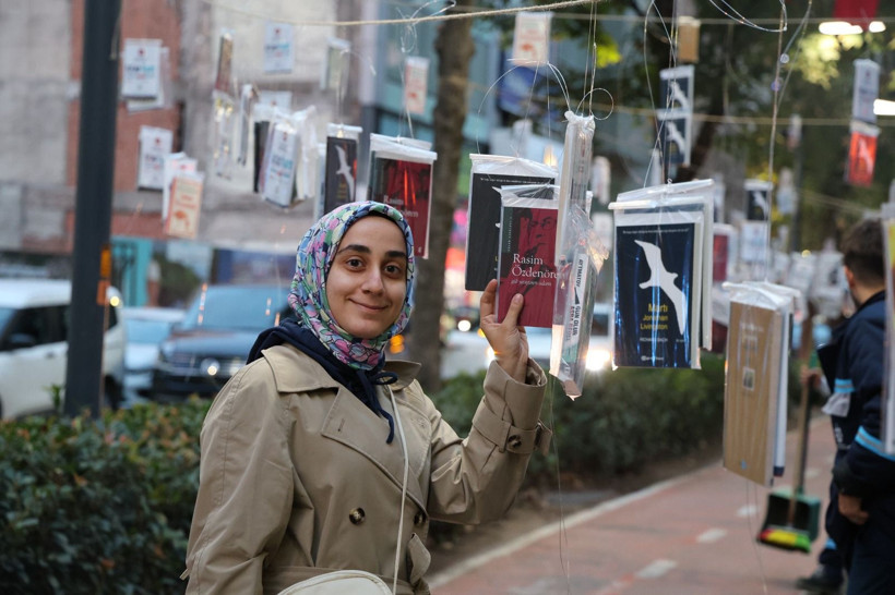 5 bin kitap toplandı; Kocaeli’de ağaçlar yeniden kitap açtı! - Resim: 7
