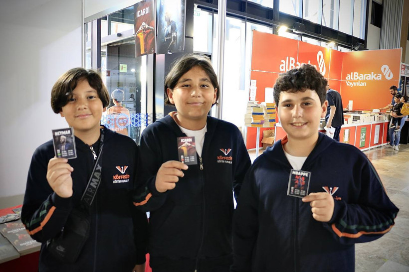 Rekabet, Kocaeli Kitap Fuarı’nda da devam ediyor - Resim : 1