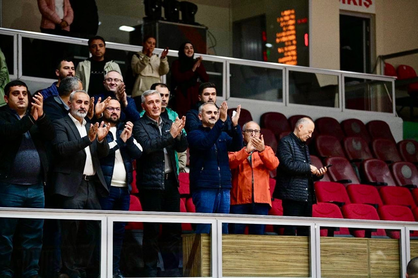 Tarihin gördüğü sporu en çok seven belediye başkanı! - Resim : 2