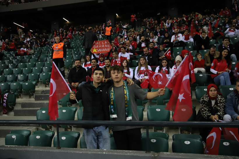 Kocaeli Kırmızı Beyaz! İşte müthiş tribün fotoğrafları - Resim: 27