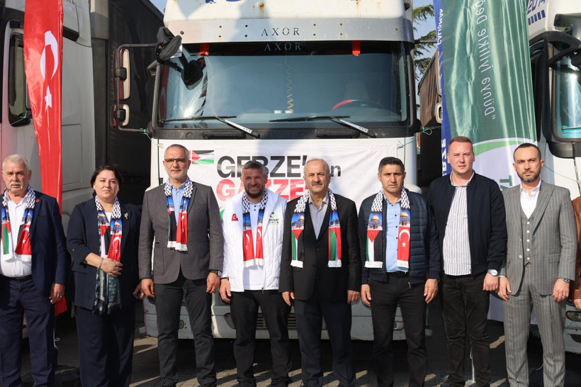 Kocaeli'den Gazze'ye kardeşlik eli... TIR'lar yola çıktı - Resim : 1
