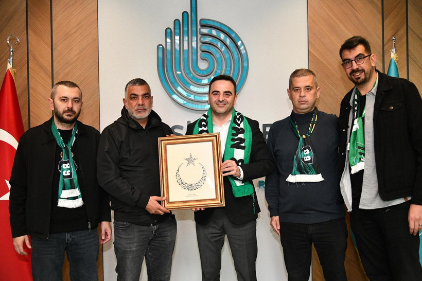 Hodri Meydan'dan Yasin Özlü'ye ziyaret - Resim : 1