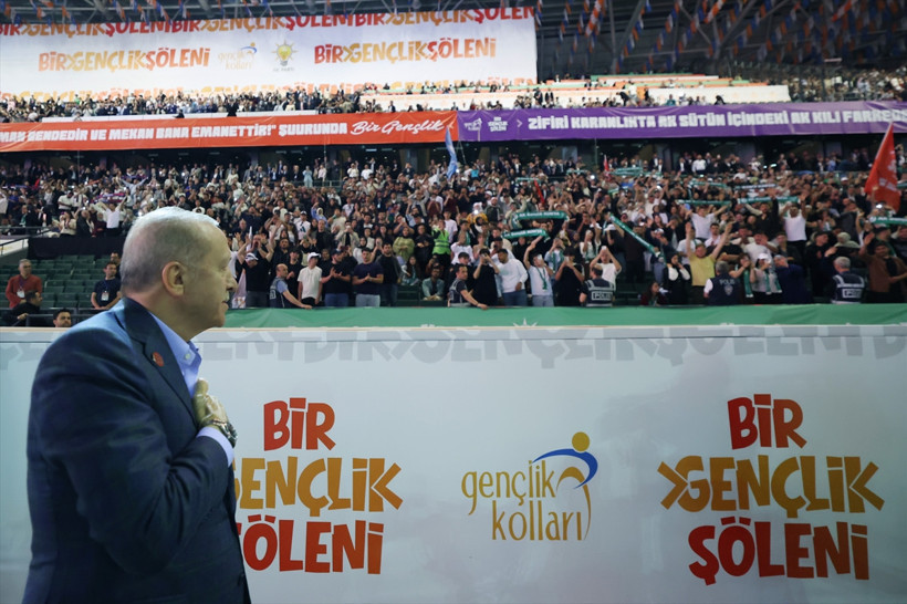Cumhurbaşkanı Erdoğan, Sefo'nun konserini izledi - Resim : 3