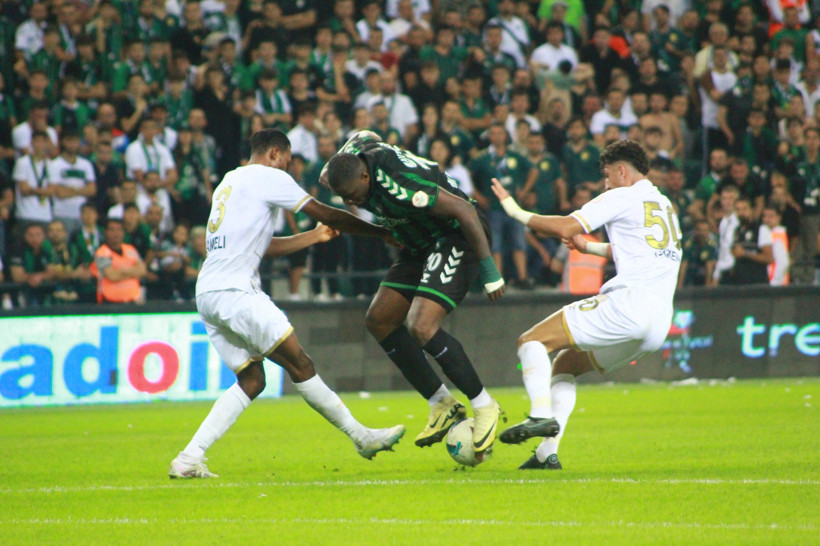 Kocaelispor - Manisa Futbol Kulübü maçı fotoğrafları "Foto Galeri - Ali Köksal" - Resim: 223