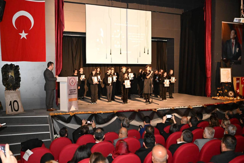 Kartepe'de 10 Kasım törenleri düzenlendi - Resim : 1