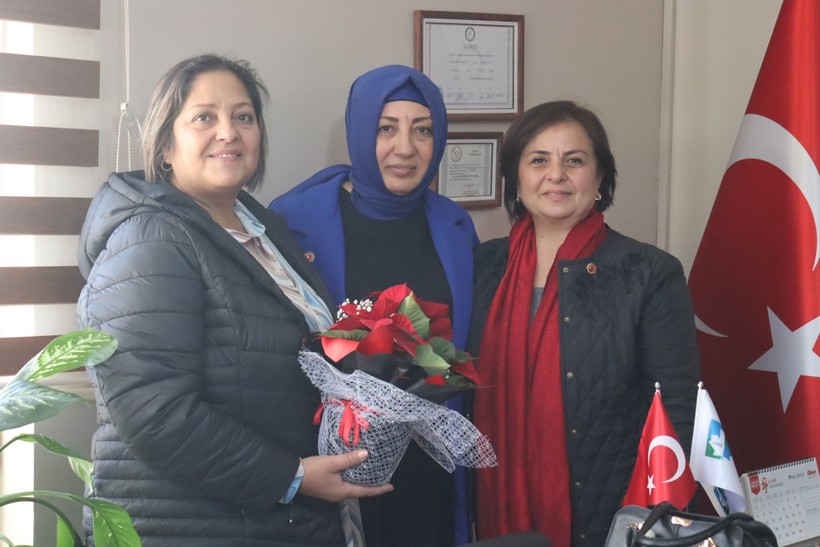 İzmit Belediyesi mahalle ziyaretlerine devam ediyor - Resim : 3