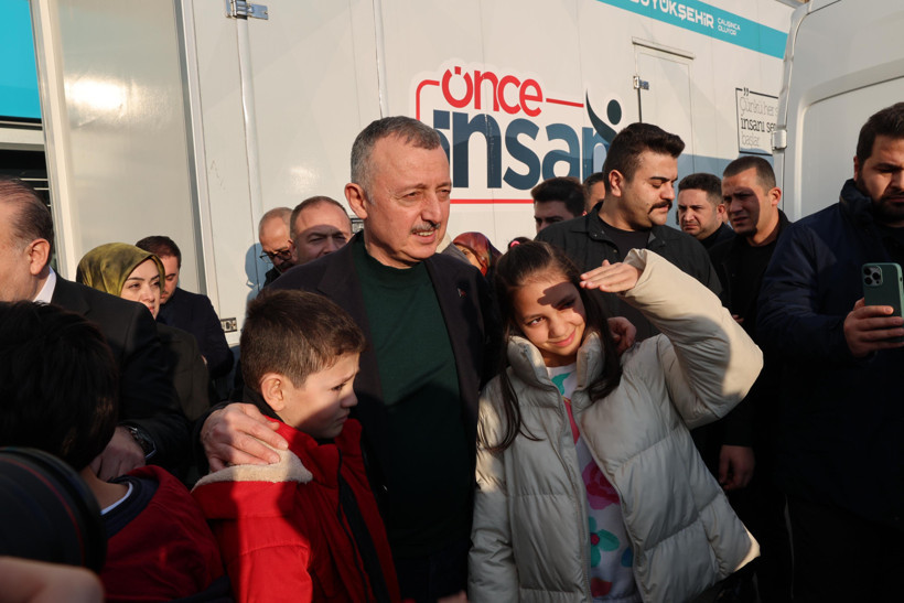 Tahir Büyükakın yılın son günü Darıca'daydı: Üstesinden hep birlikte geleceğiz - Resim : 2