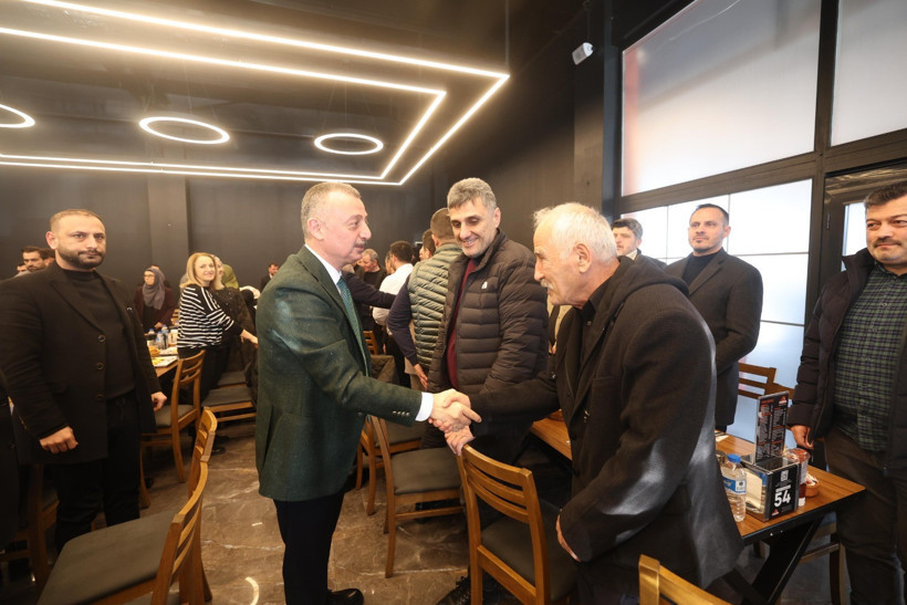 Tahir Büyükakın esnafın talep ve önerilerini dinledi - Resim : 2