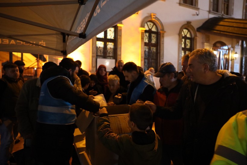 Kocaeli Büyükşehir’den kandil simidi ikramı! - Resim : 2